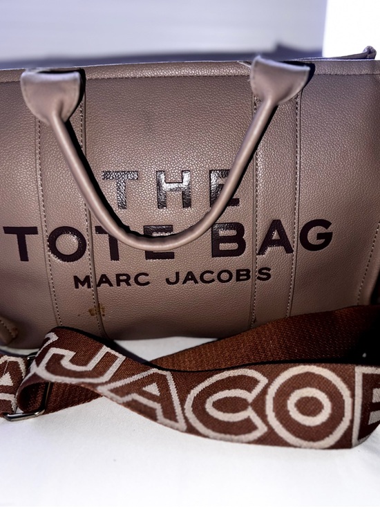 Marc Jacobs Handbags - Marc Jacobs Taupe Logo Tote with Brown Strap